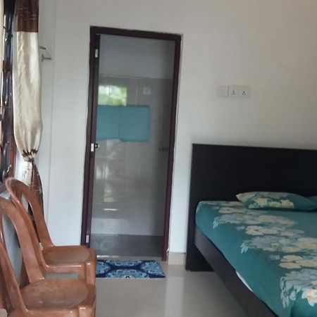 Ishitha Homestay Tangalle Exterior photo